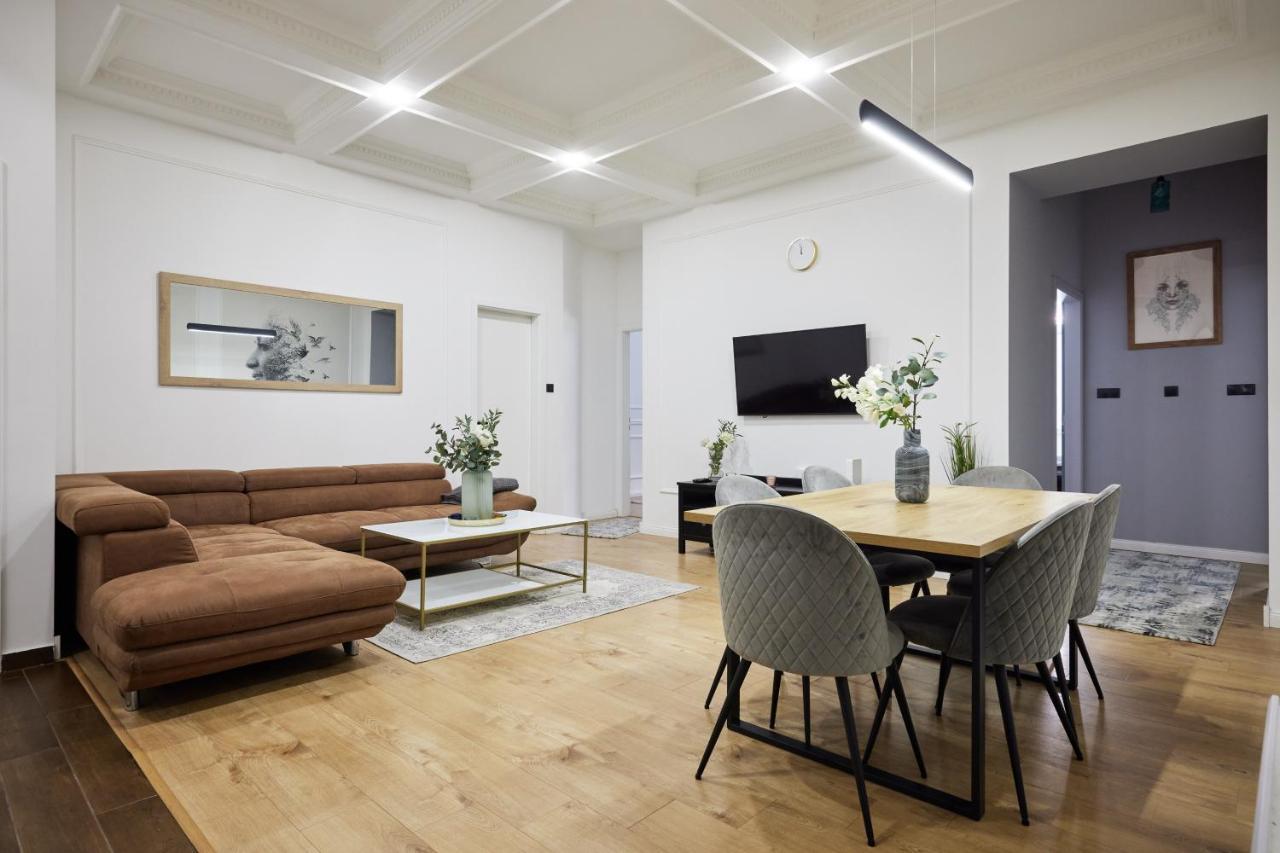 Spacious Luxury In The Centre * Budapest